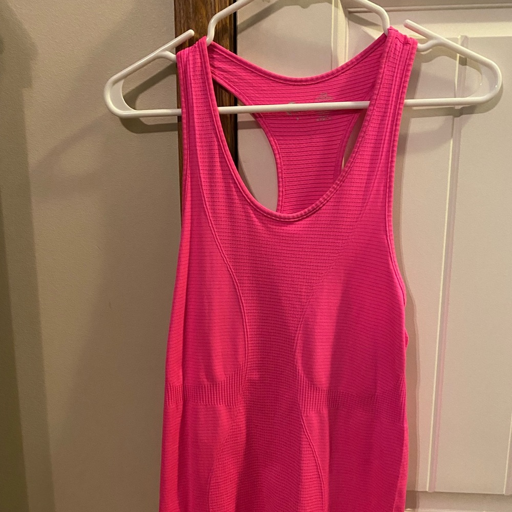 Zyia hot pink copper charged tank